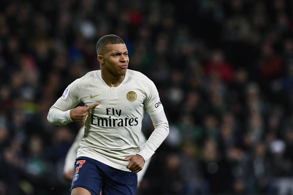 到底是奶奶亲，还是姥姥亲？科学家给出明确排序，细想现实又扎心